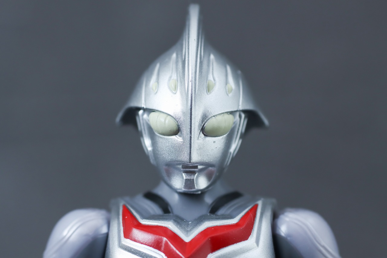 ウルトラアクションフィギュア　ウルトラマンネクサス アンファンス　レビュー　本体