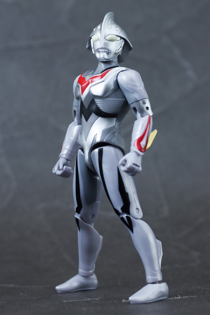 ウルトラアクションフィギュア　ウルトラマンネクサス アンファンス　レビュー　アクション