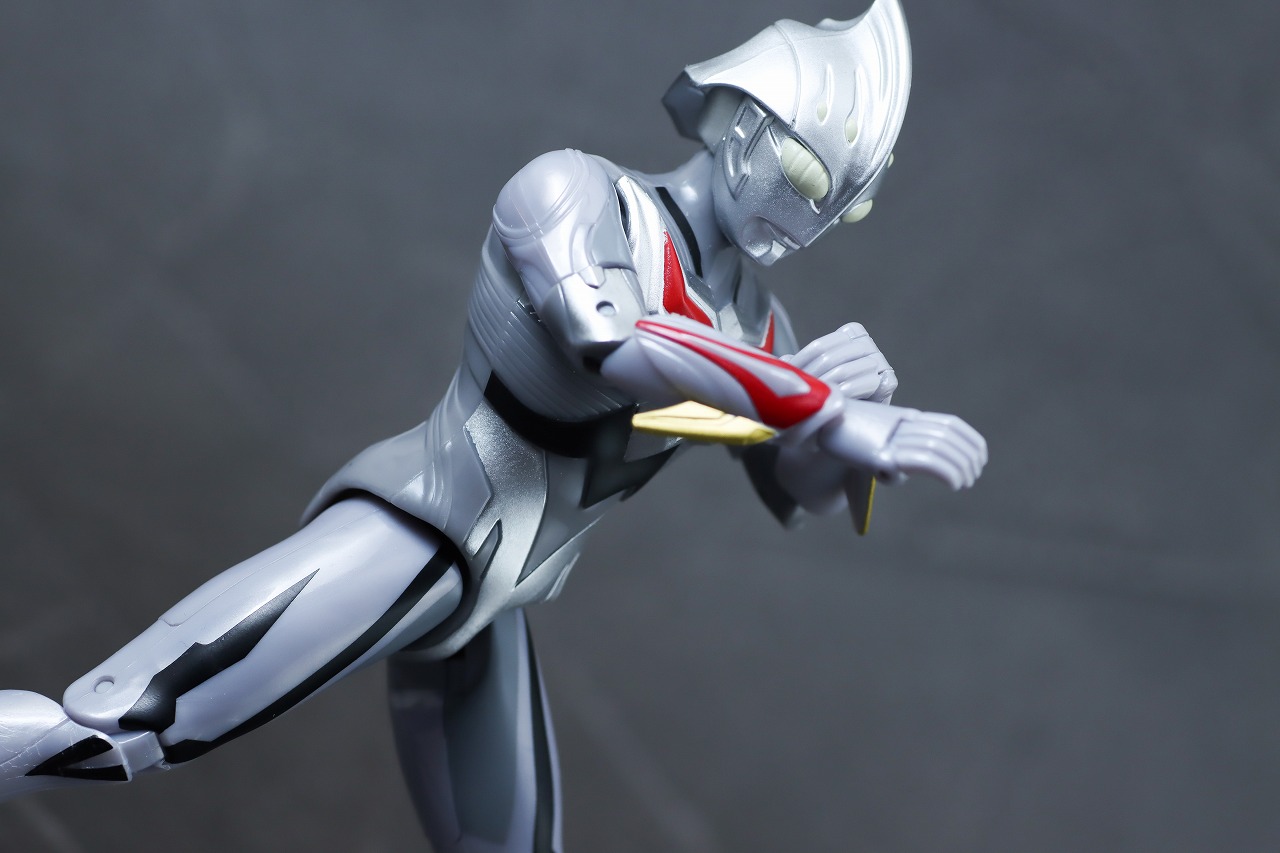 ウルトラアクションフィギュア　ウルトラマンネクサス アンファンス　レビュー　アクション