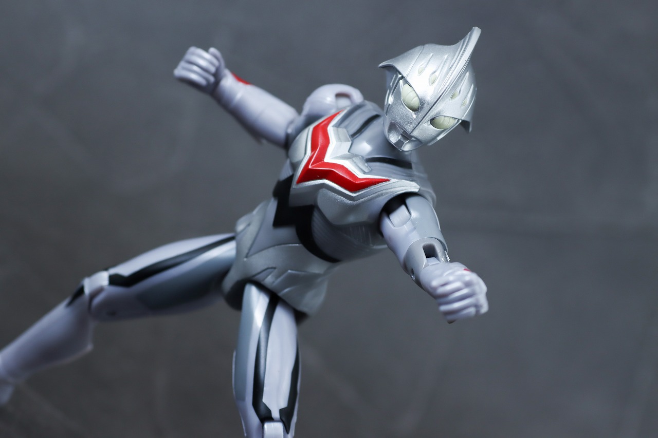 ウルトラアクションフィギュア　ウルトラマンネクサス アンファンス　レビュー　アクション