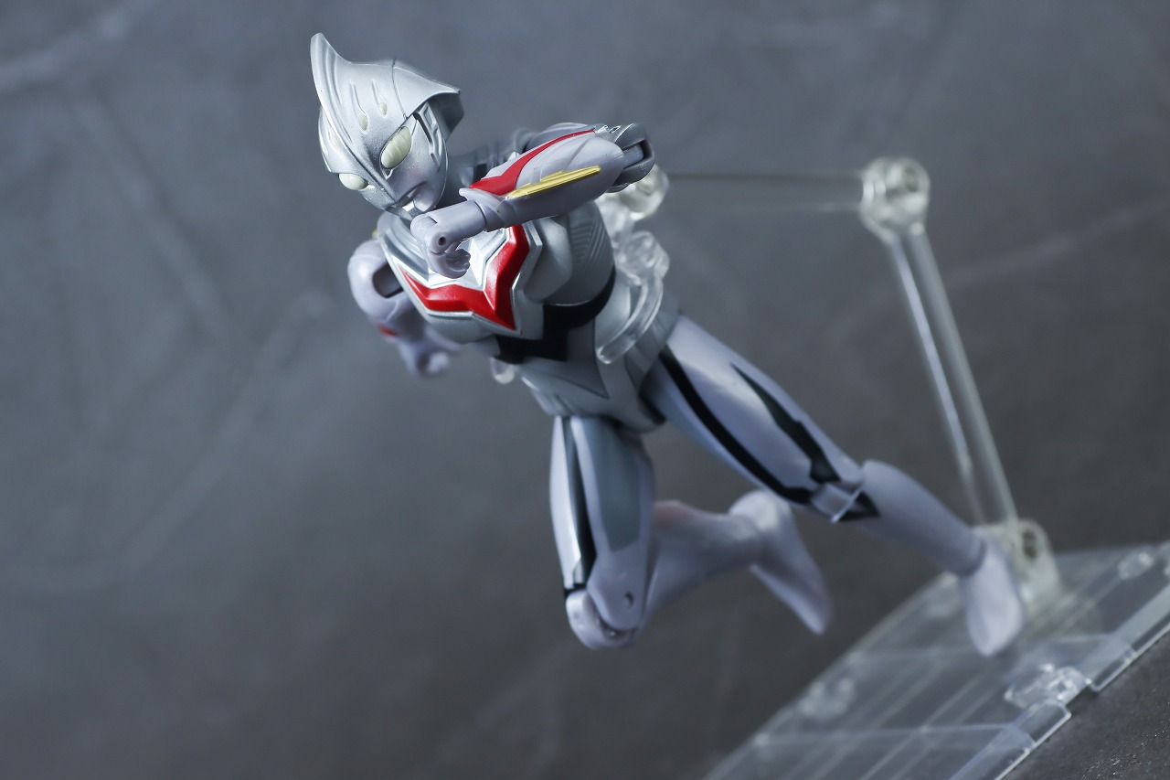 ウルトラアクションフィギュア　ウルトラマンネクサス アンファンス　レビュー　アクション