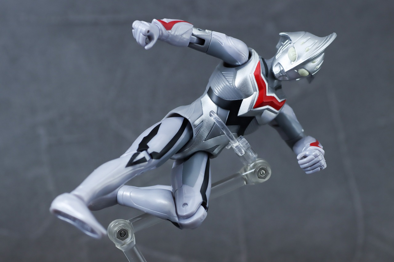 ウルトラアクションフィギュア　ウルトラマンネクサス アンファンス　レビュー　アクション