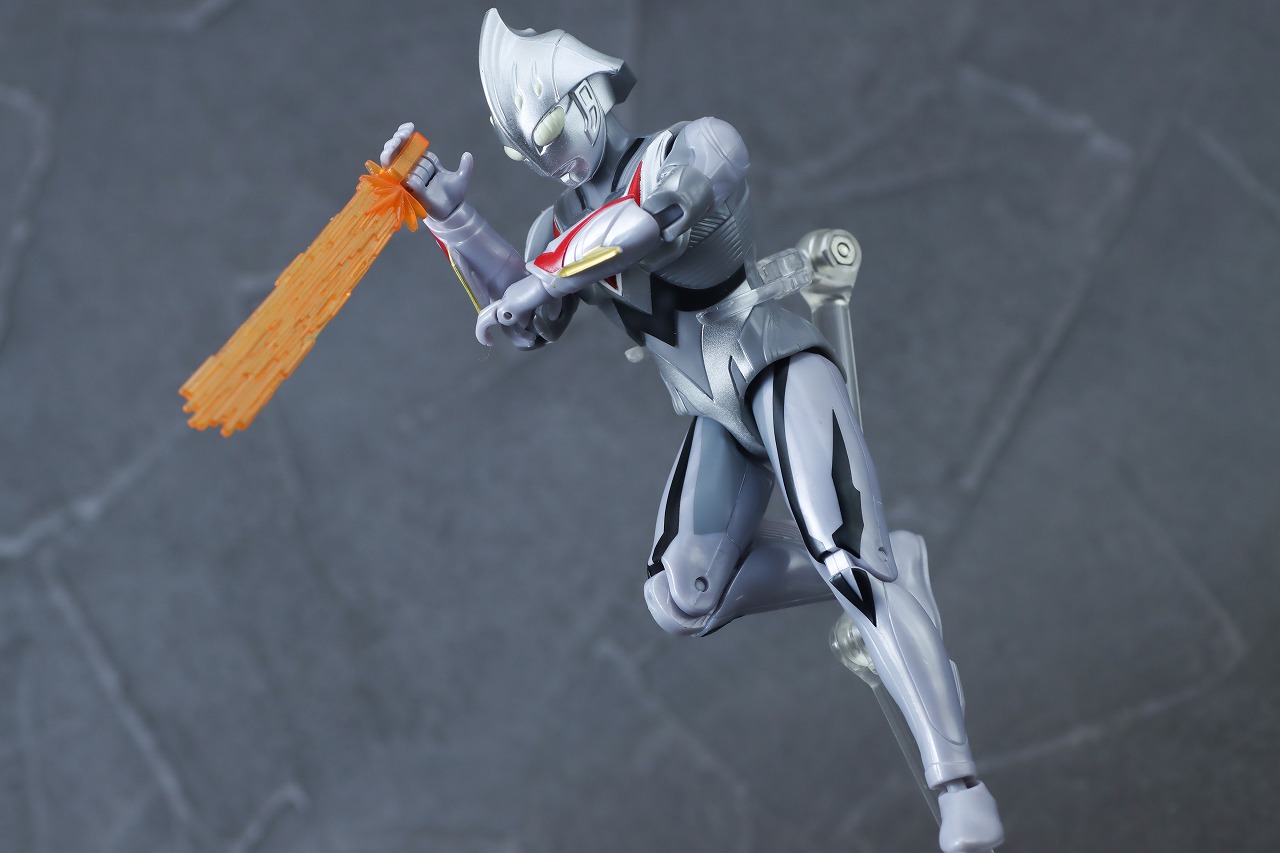 ウルトラアクションフィギュア　ウルトラマンネクサス アンファンス　レビュー　アクション