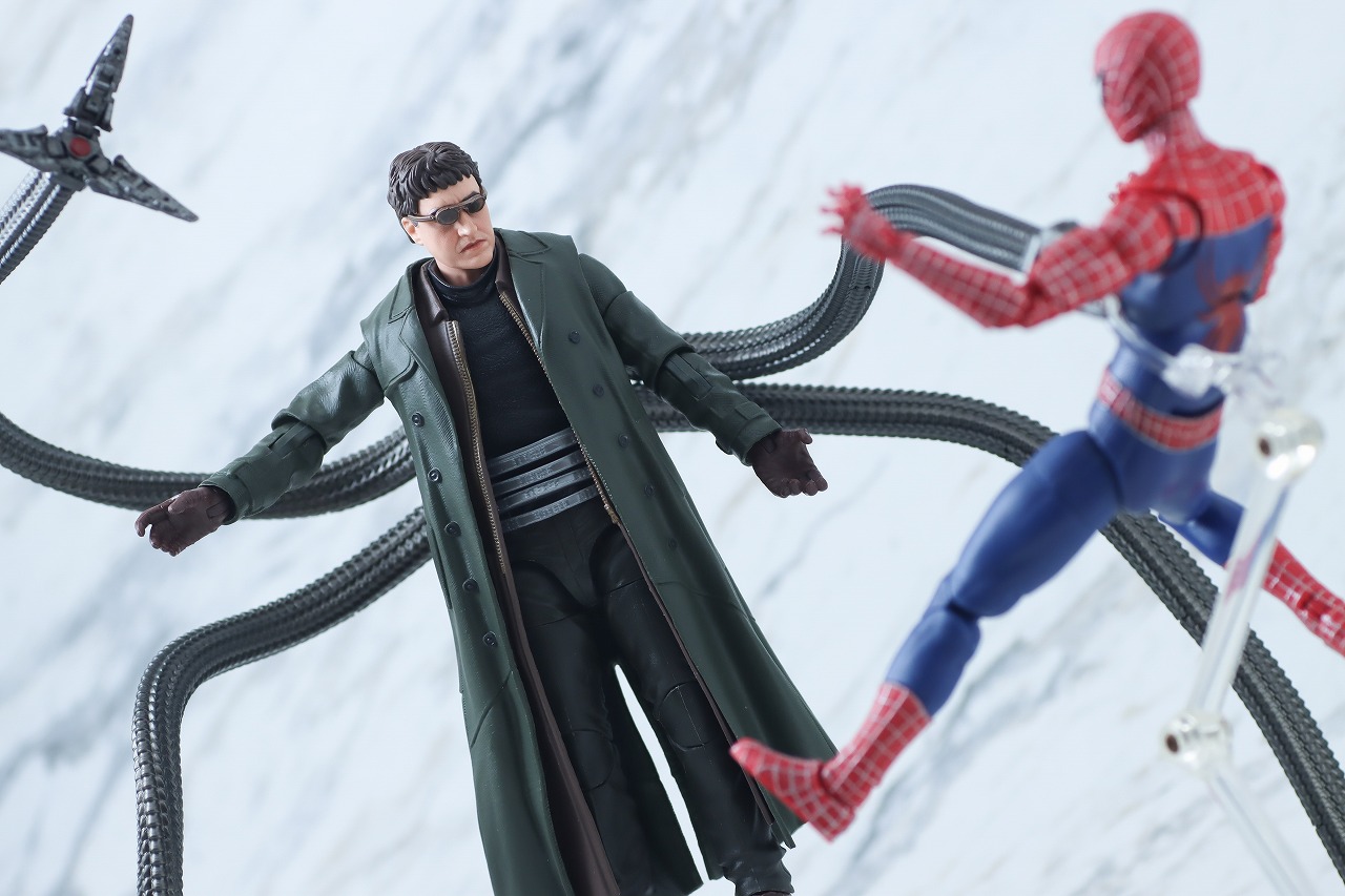 マーベルレジェンド　ドクター・オクトパス（『スパイダーマン：ノー・ウェイ・ホーム』）　レビュー　アクション