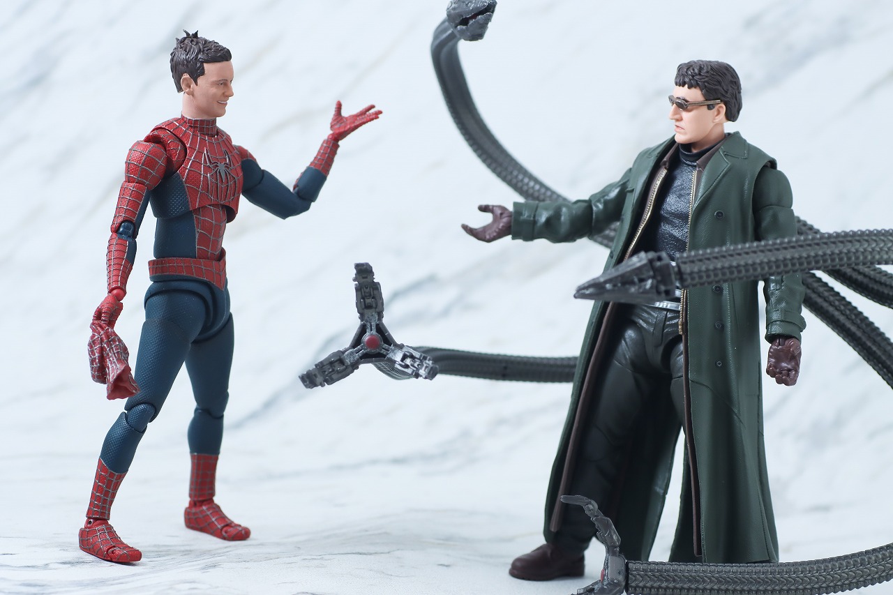 マーベルレジェンド　ドクター・オクトパス（『スパイダーマン：ノー・ウェイ・ホーム』）　レビュー　アクション　S.H.フィギュアーツ　フレンドリーネイバーフッドスパイダーマン