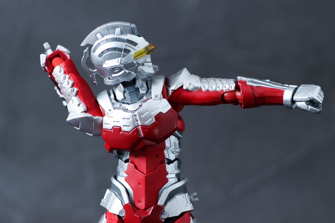 S.H.Figuarts ULTRAMAN SUIT Ver7 the Animation レビュー 可動範囲