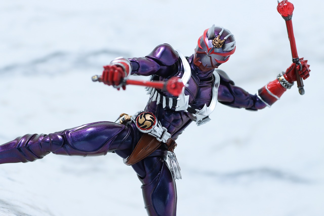 S.H.フィギュアーツ 真骨彫製法　仮面ライダー響鬼　真骨彫 10th Anniversary Ver.　レビュー　アクション