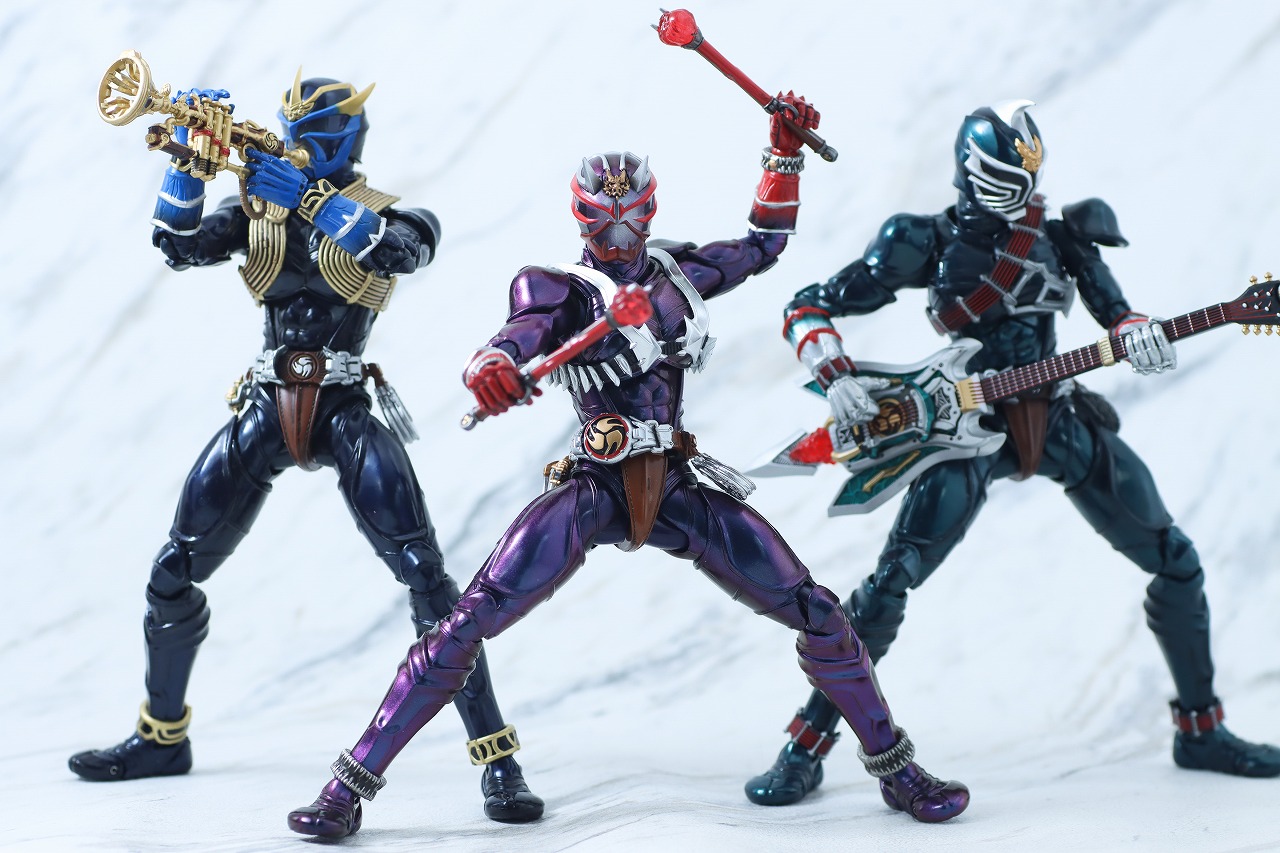 S.H.フィギュアーツ 真骨彫製法　仮面ライダー響鬼　真骨彫 10th Anniversary Ver.　レビュー　アクション　仮面ライダー威吹鬼　轟鬼