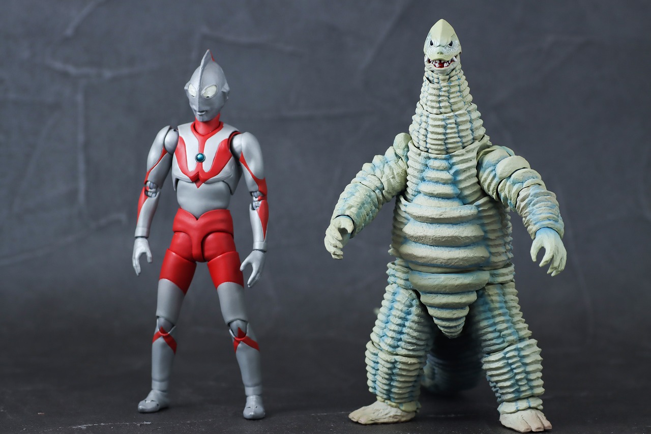 S.H.フィギュアーツ　レッドキング　レビュー　本体　ウルトラマン　Aタイプ