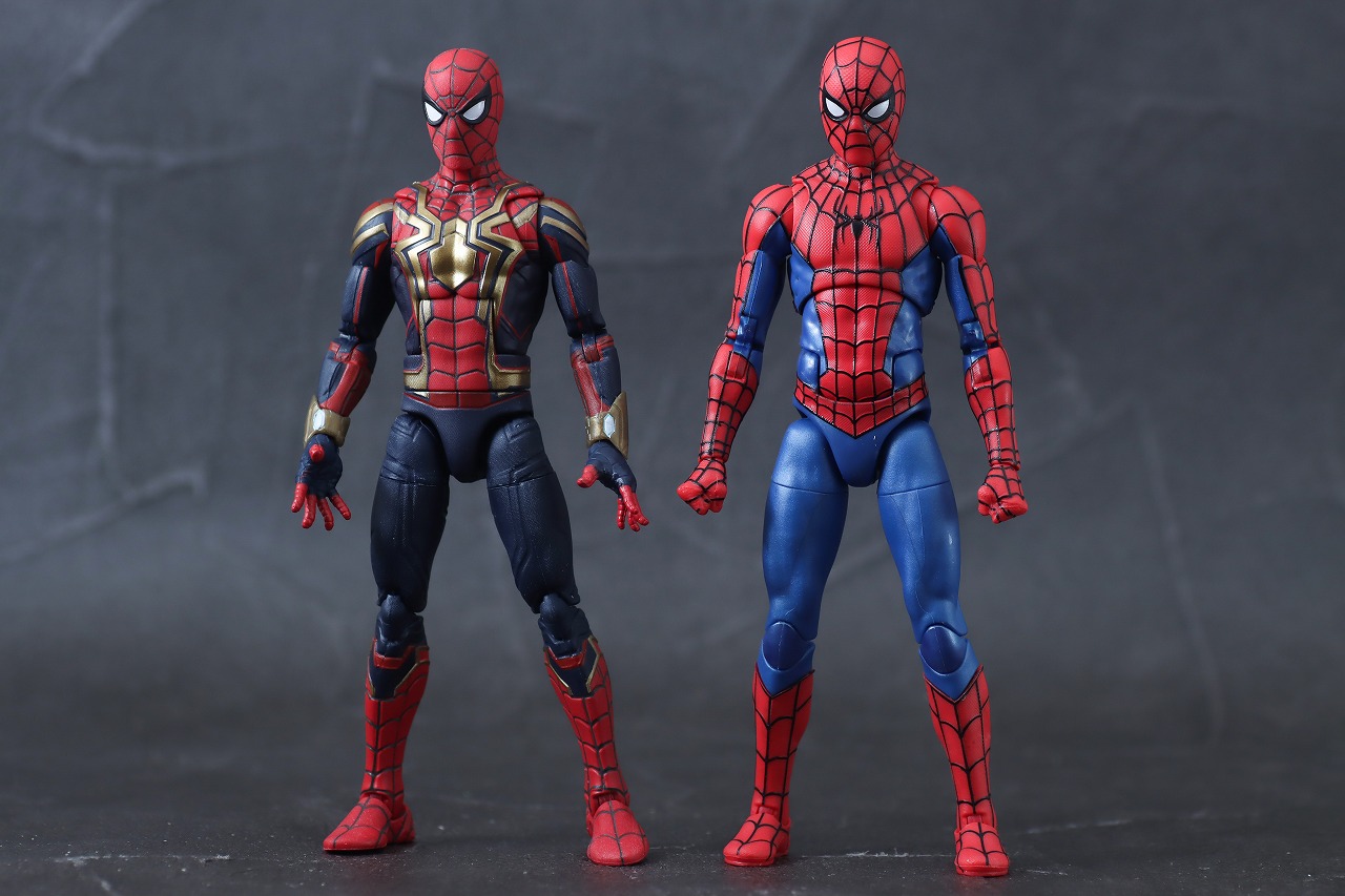 マーベルレジェンド　スパイダーマン ニューレッド＆ブルースーツ　レビュー　本体　インテグレーテッドスーツ