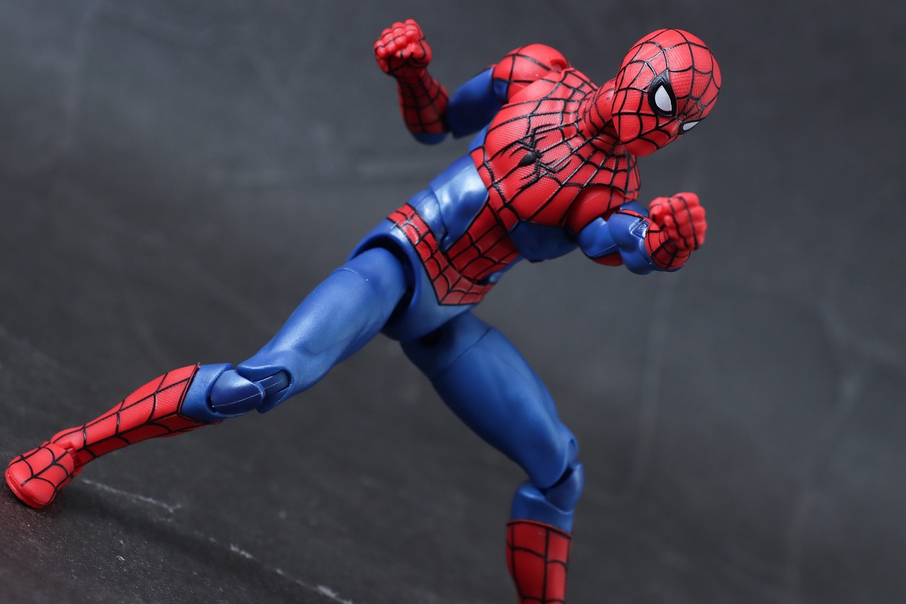 マーベルレジェンド　スパイダーマン ニューレッド＆ブルースーツ　レビュー　アクション