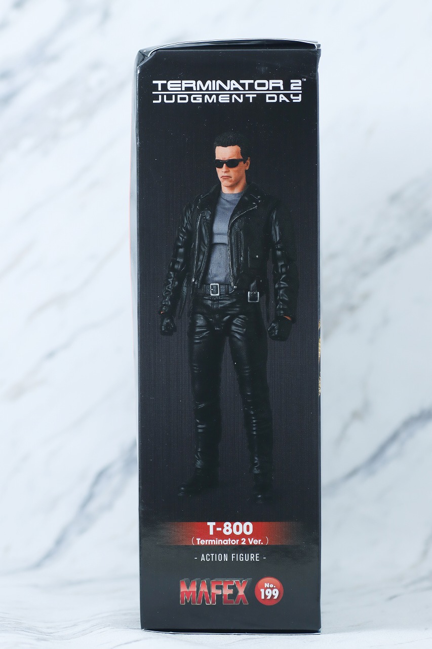 MAFEX　T-800　ターミネーター2　レビュー　パッケージ