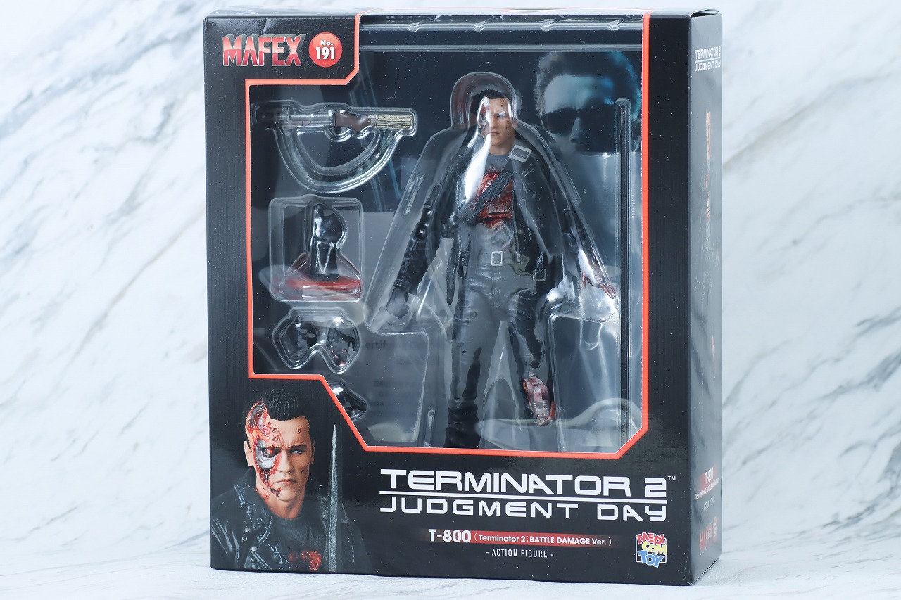 MAFEX　T-800　バトルダメージ版　ターミネーター2　レビュー　パッケージ