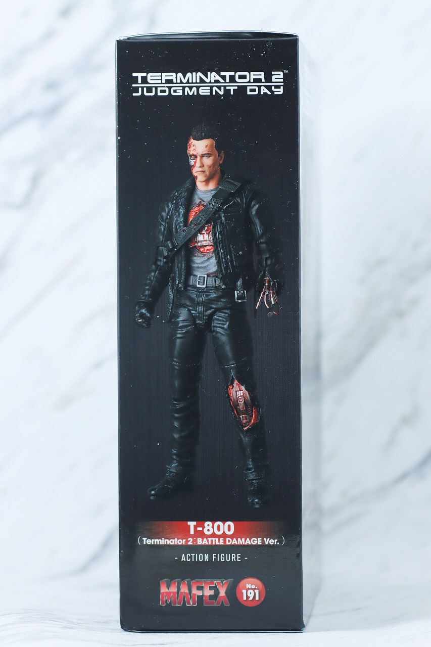 MAFEX　T-800　バトルダメージ版　ターミネーター2　レビュー　パッケージ