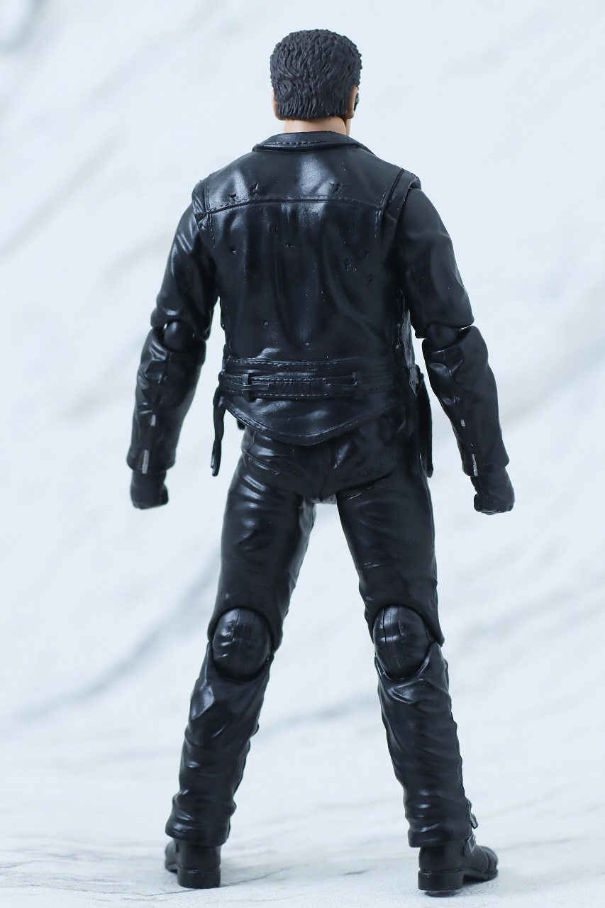 MAFEX　T-800　ターミネーター2　レビュー　本体