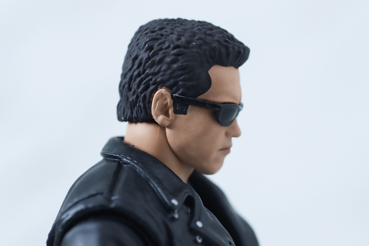 MAFEX　T-800　ターミネーター2　レビュー　本体