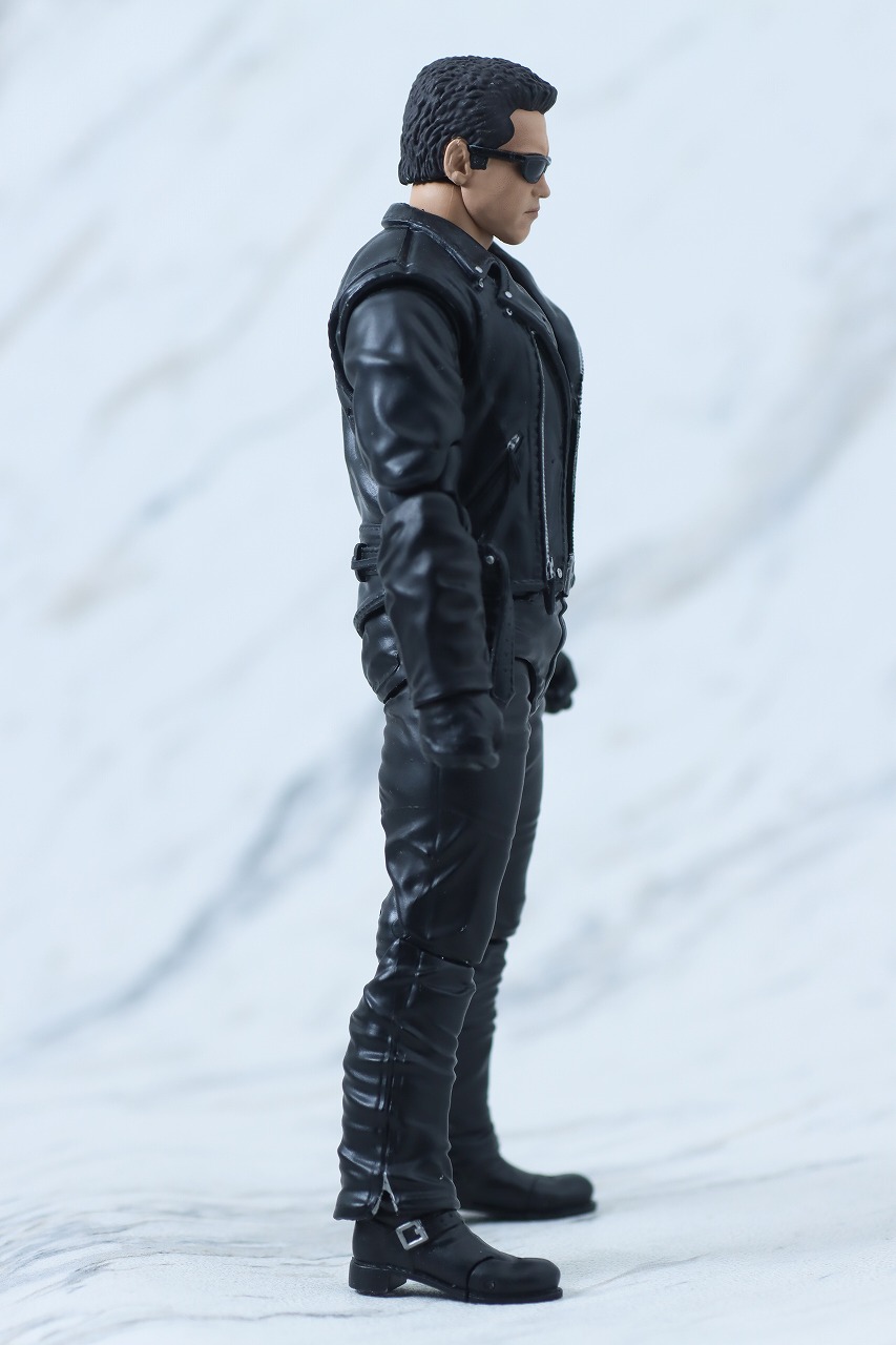 MAFEX　T-800　ターミネーター2　レビュー　本体