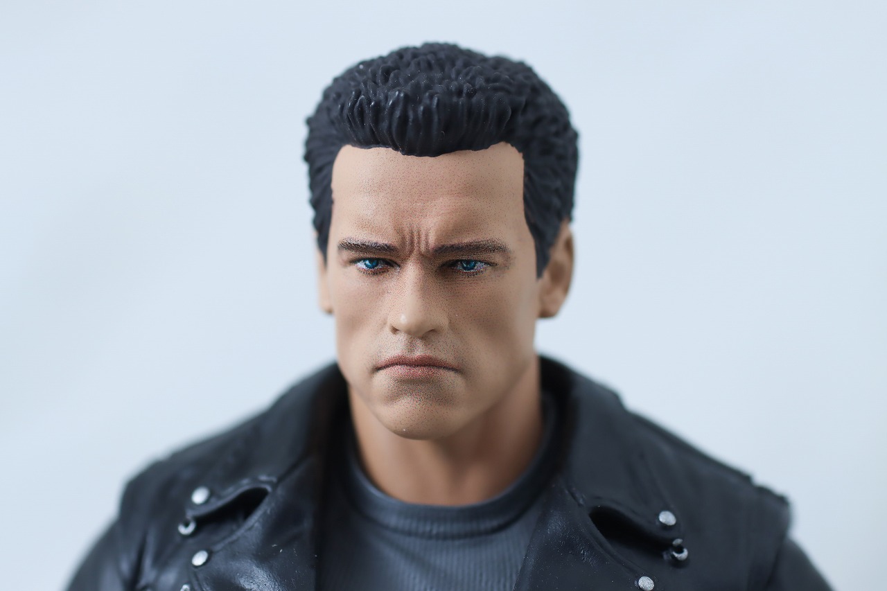 MAFEX　T-800　ターミネーター2　レビュー　本体