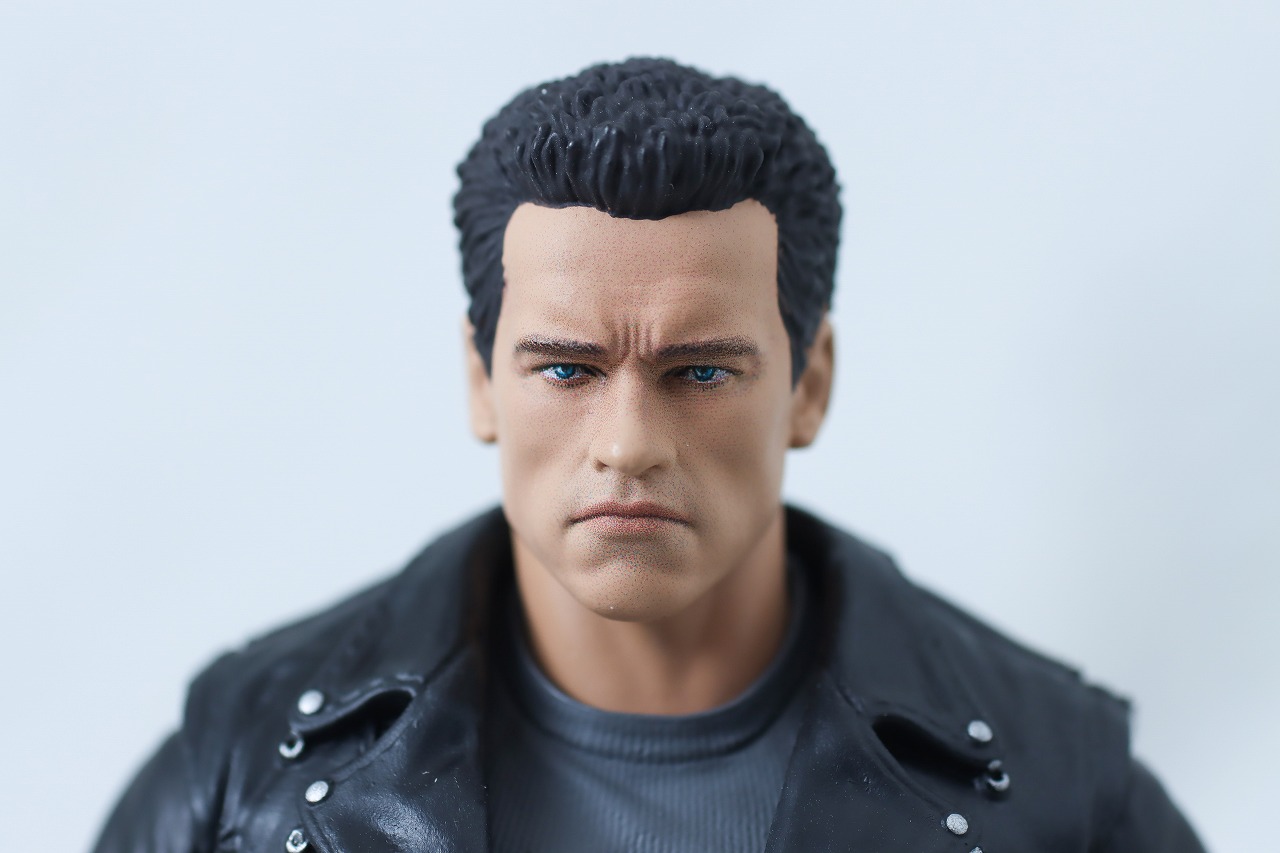 MAFEX　T-800　ターミネーター2　レビュー　本体