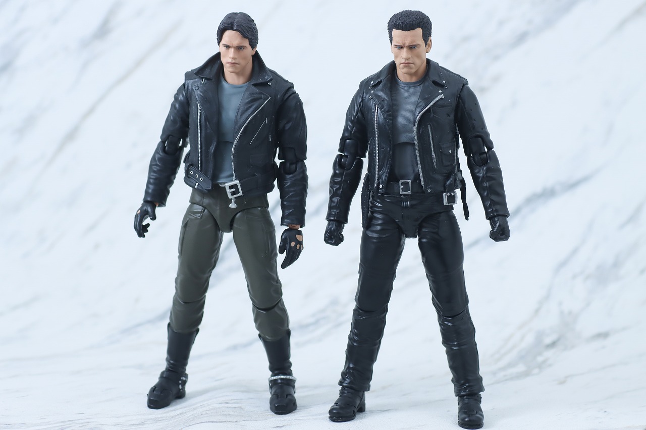 MAFEX　T-800　ターミネーター2　レビュー　本体　比較