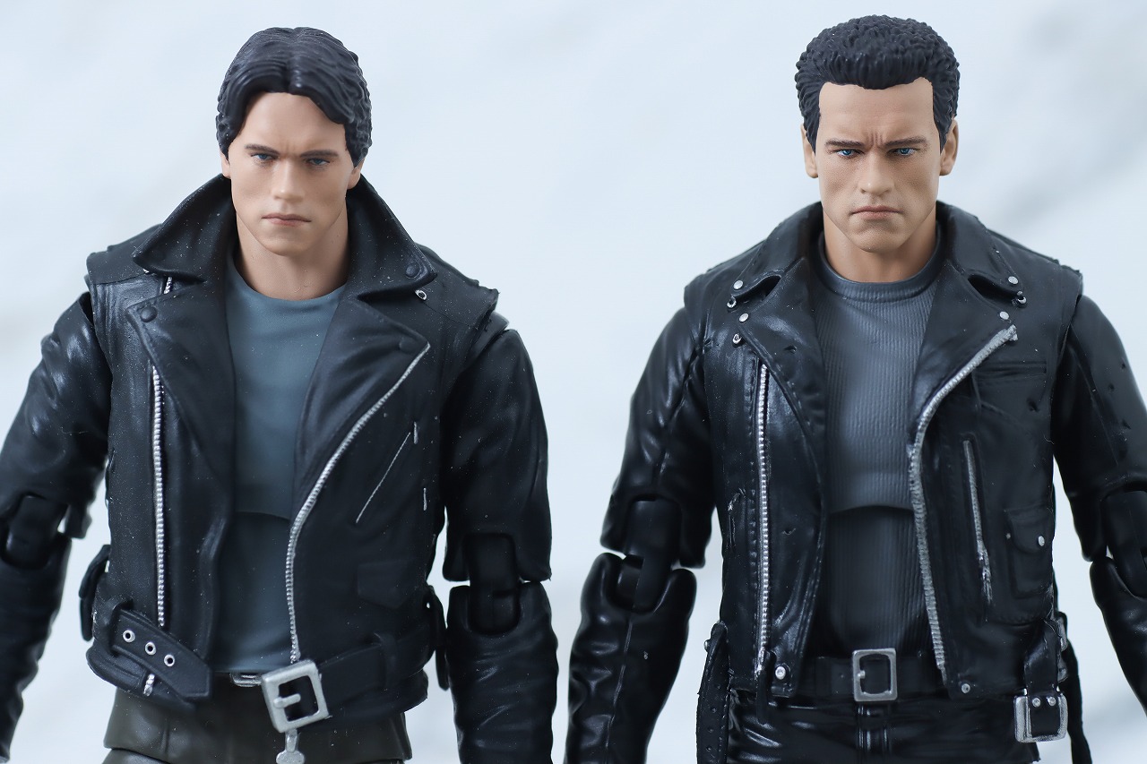 MAFEX　T-800　ターミネーター2　レビュー　本体　比較