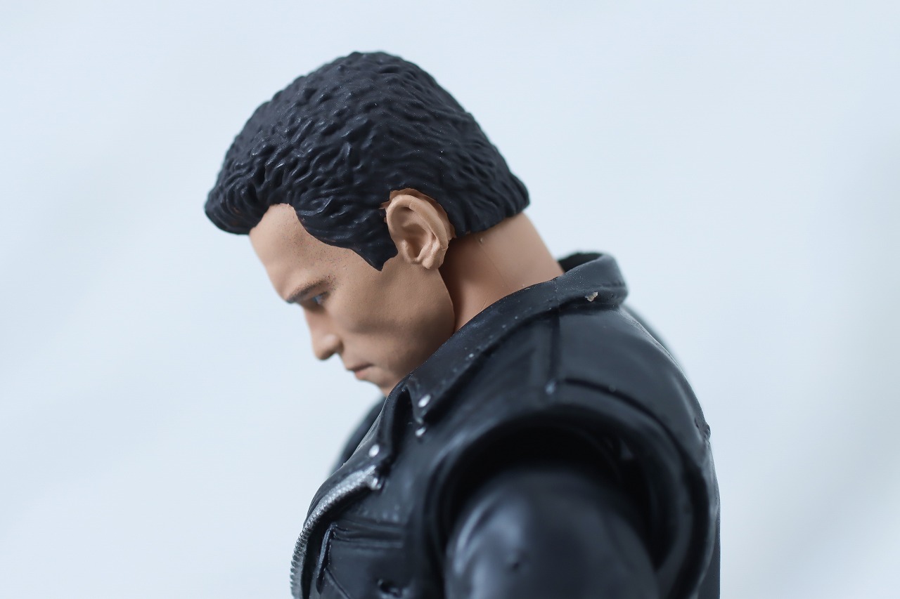 MAFEX　T-800　ターミネーター2　レビュー　可動範囲