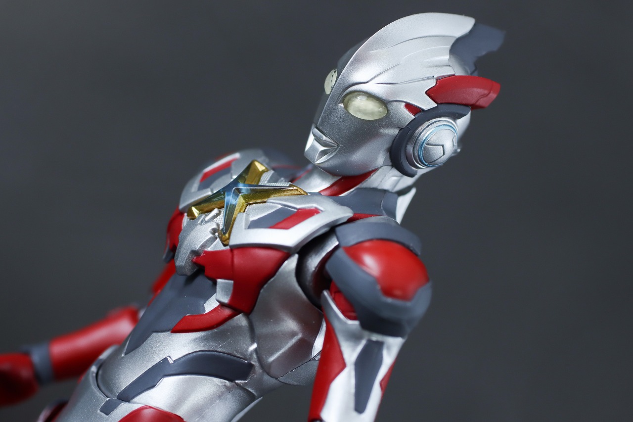 S.H.フィギュアーツ　ウルトラマンエックス（『ニュージェネレーション スターズ』Ver.）　レビュー　アクション