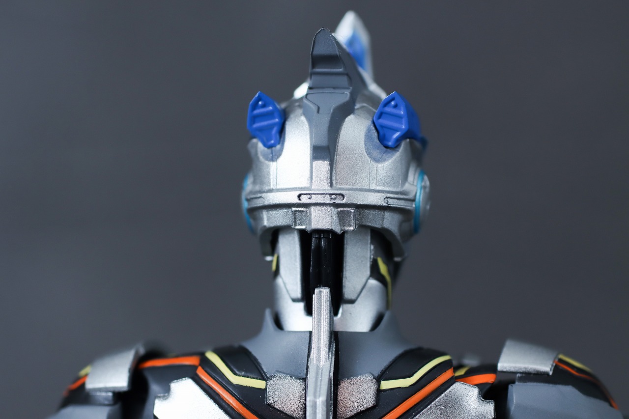 S.H.フィギュアーツ　ウルトラマンエクシードX　レビュー　本体