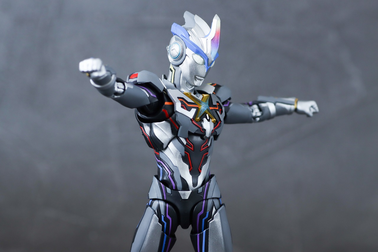 S.H.フィギュアーツ　ウルトラマンエクシードX　レビュー　可動範囲