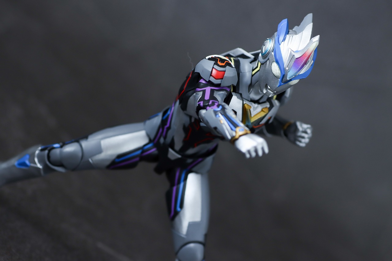 S.H.フィギュアーツ　ウルトラマンエクシードX　レビュー　アクション