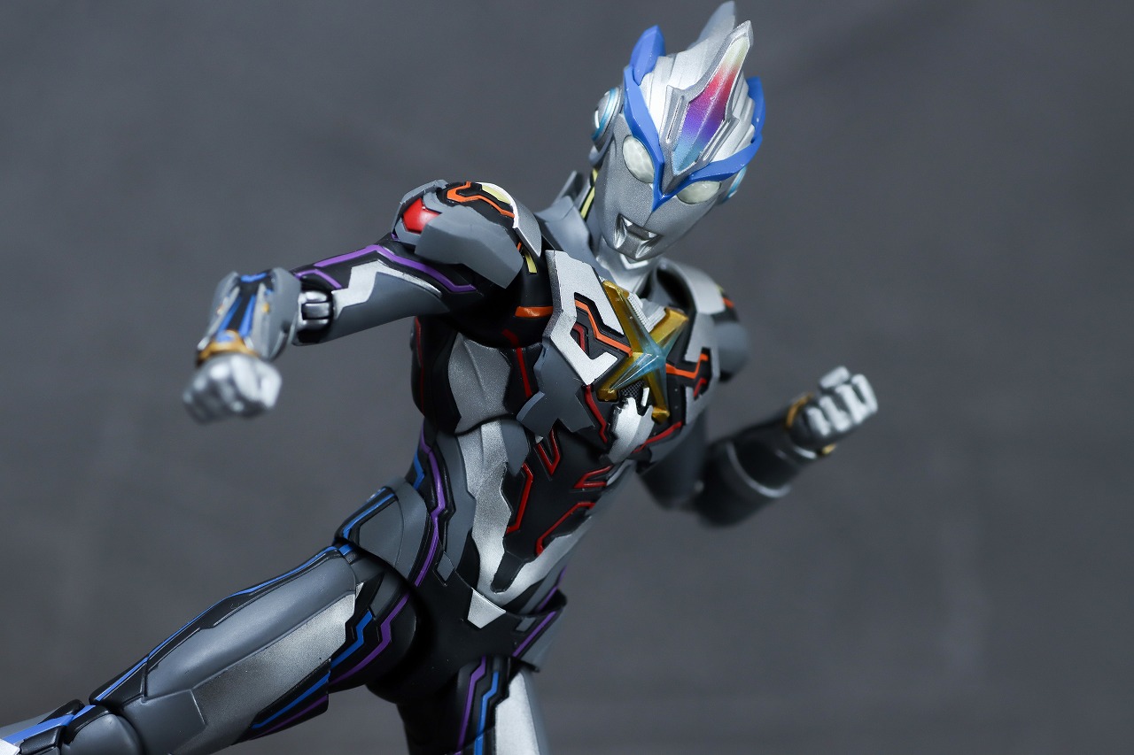 S.H.フィギュアーツ　ウルトラマンエクシードX　レビュー　アクション