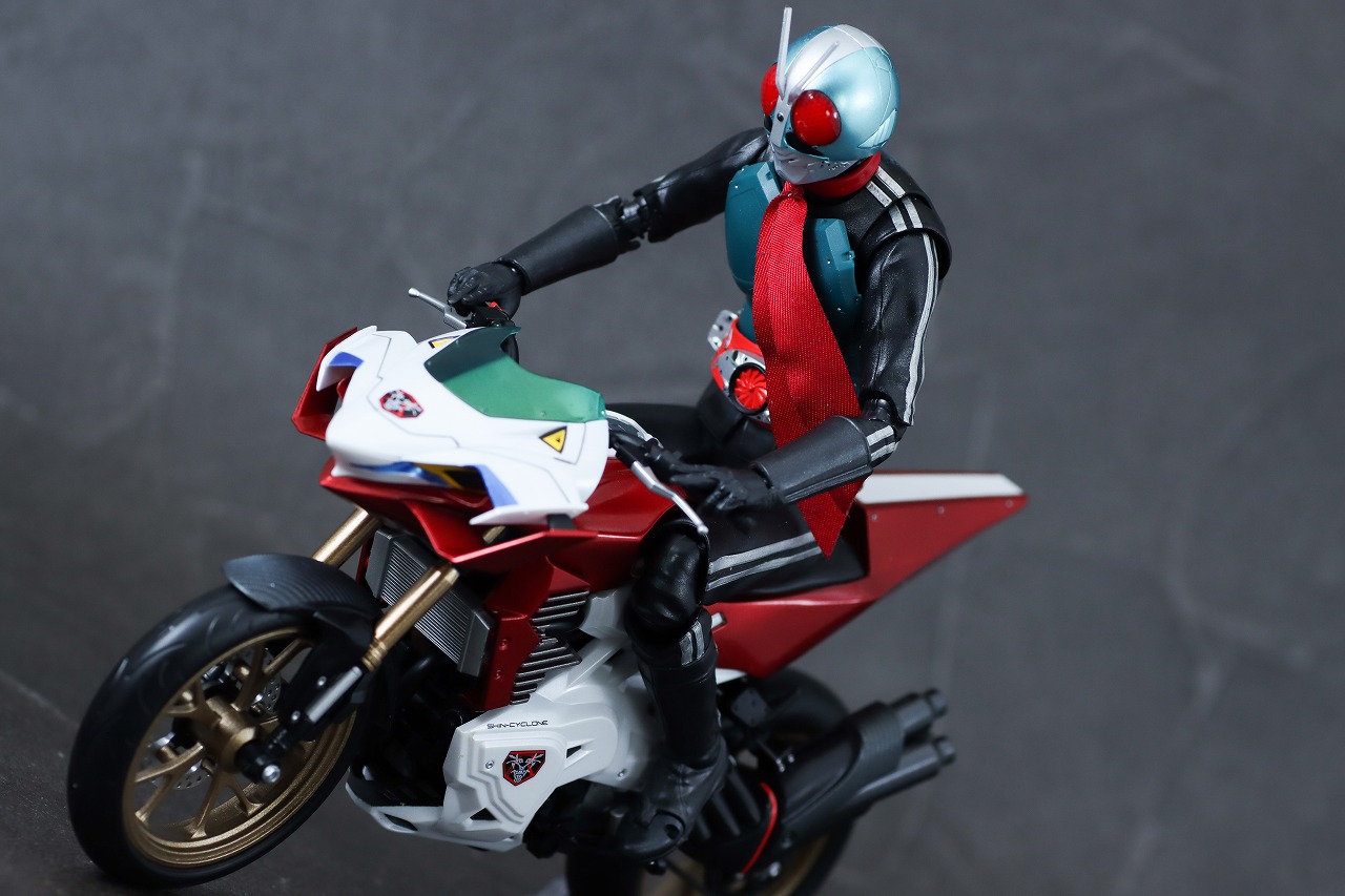 S.H.フィギュアーツ　シンサイクロン号（『シン・仮面ライダー』）　レビュー　アクション