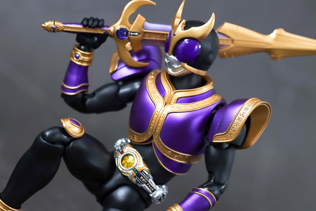 S.H.フィギュアーツ 真骨彫製法　仮面ライダークウガ ライジングタイタン　レビュー