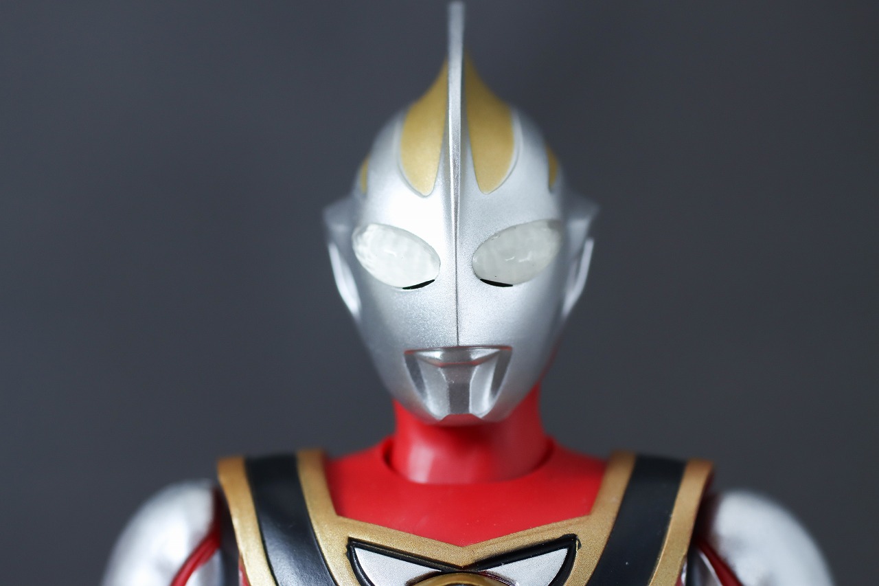 S.H.フィギュアーツ　ウルトラマンガイア V2　真骨彫製法　レビュー　本体