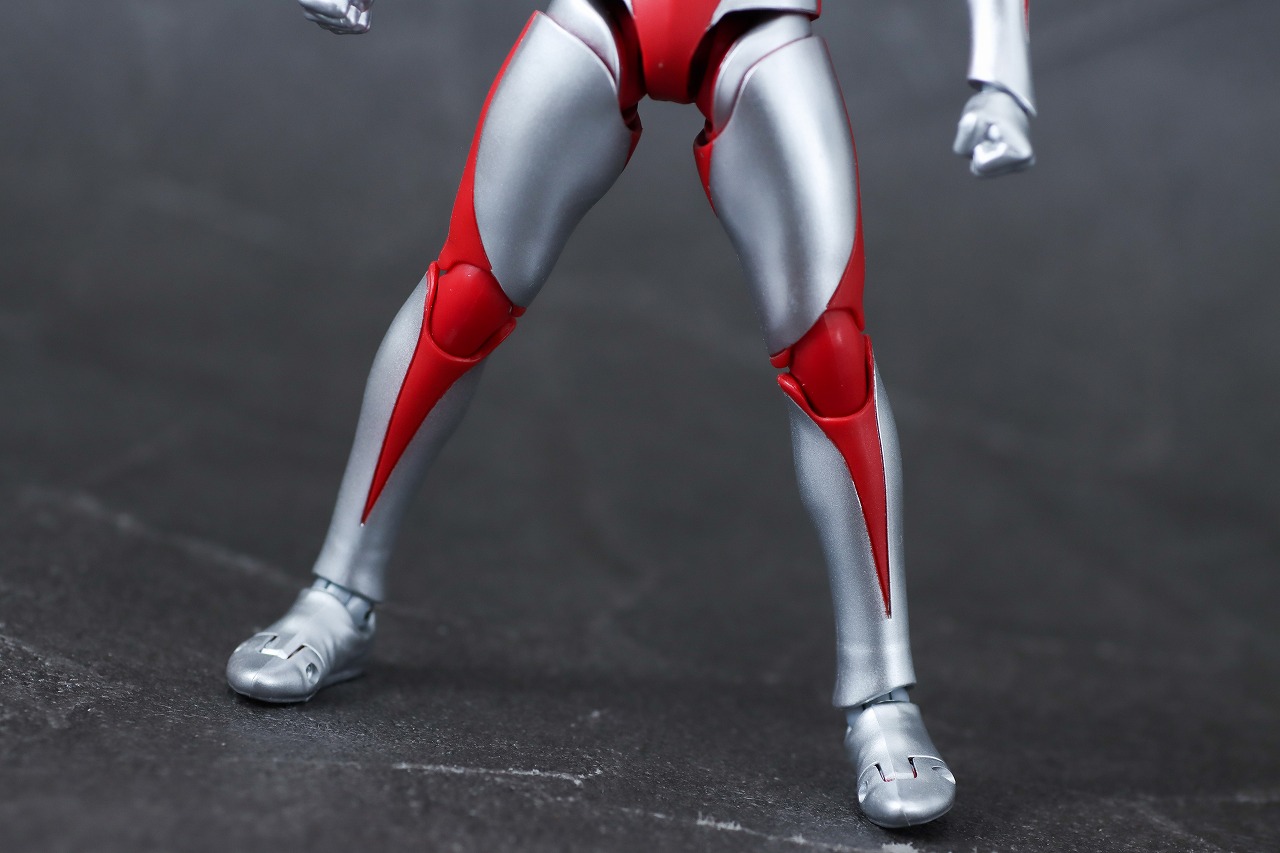 S.H.フィギュアーツ　ウルトラマンガイア V2　真骨彫製法　レビュー　本体