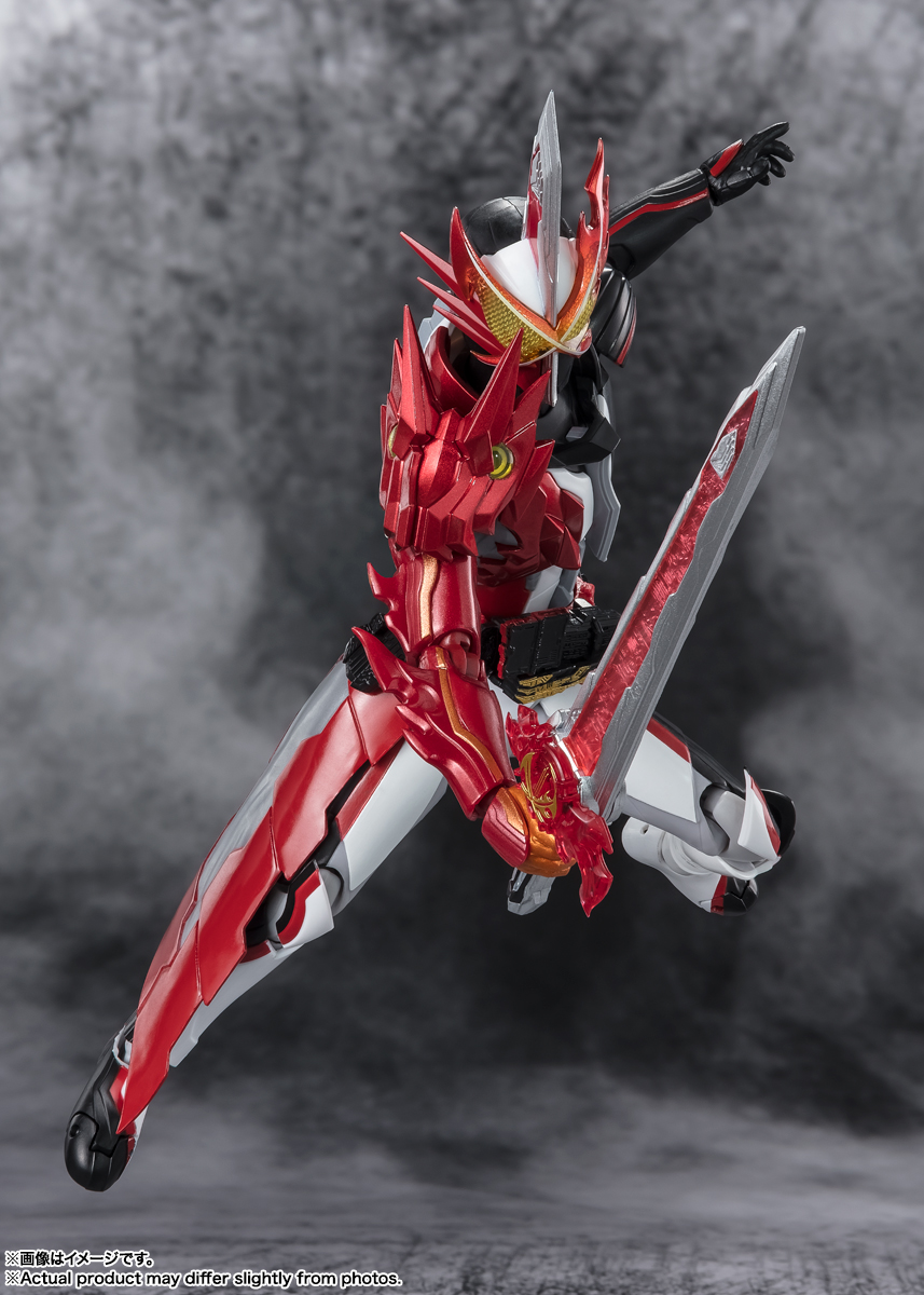 S.H.フィギュアーツ　仮面ライダーセイバー ブレイブドラゴン　Metallic Color Edition