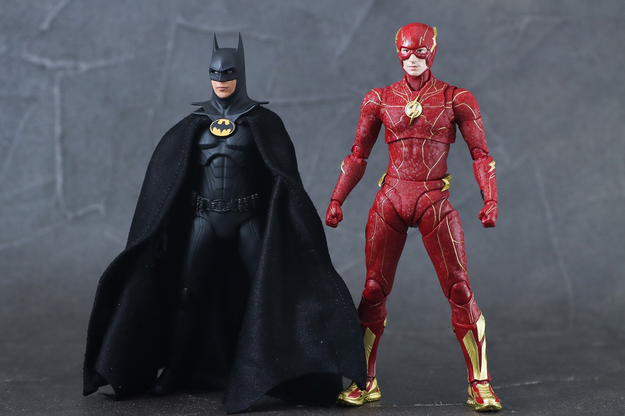 S.H.フィギュアーツ　フラッシュ（『ザ・フラッシュ』）　レビュー　バットマン　比較