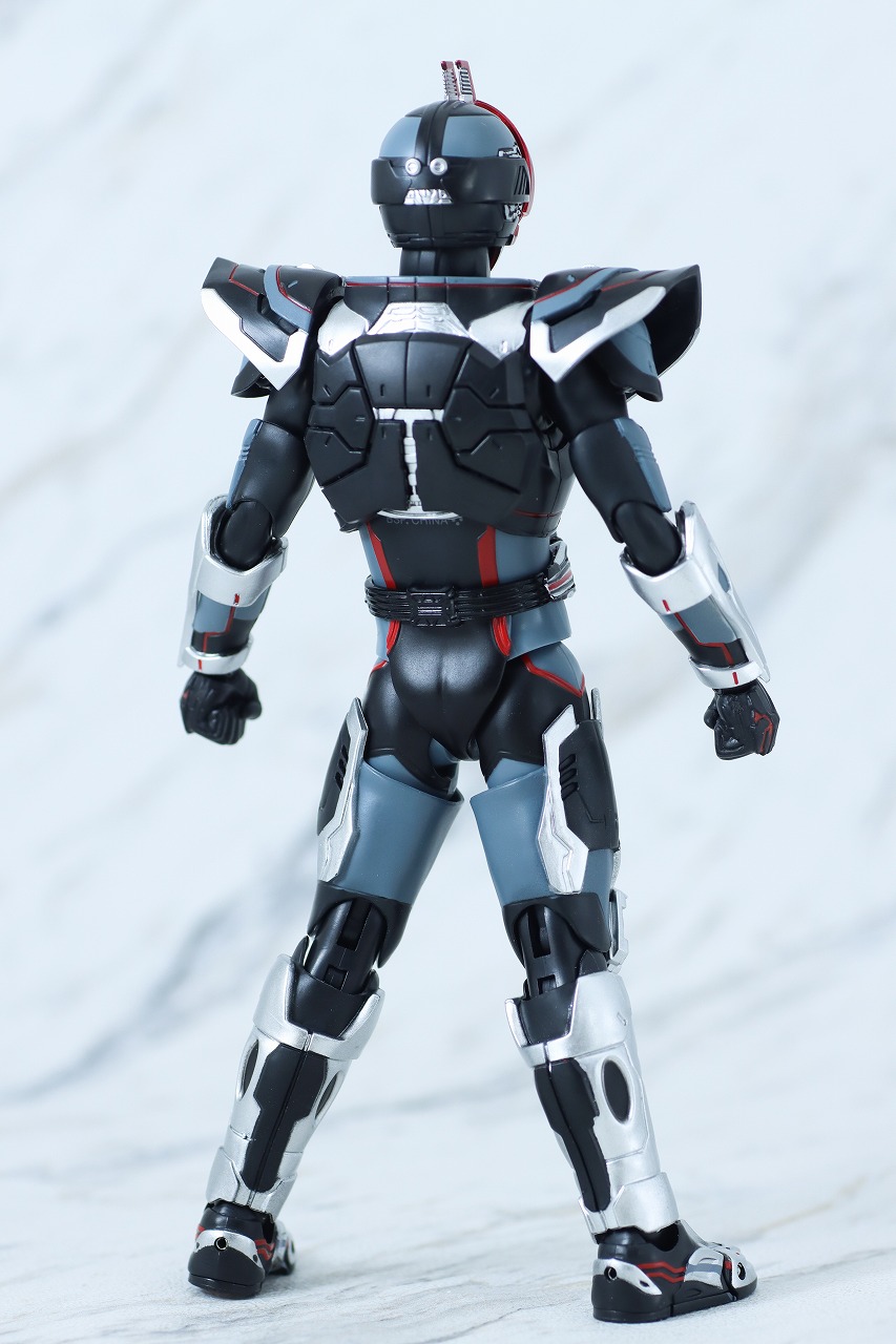 S.H.フィギュアーツ　仮面ライダーネクストファイズ　真骨彫製法　レビュー　本体