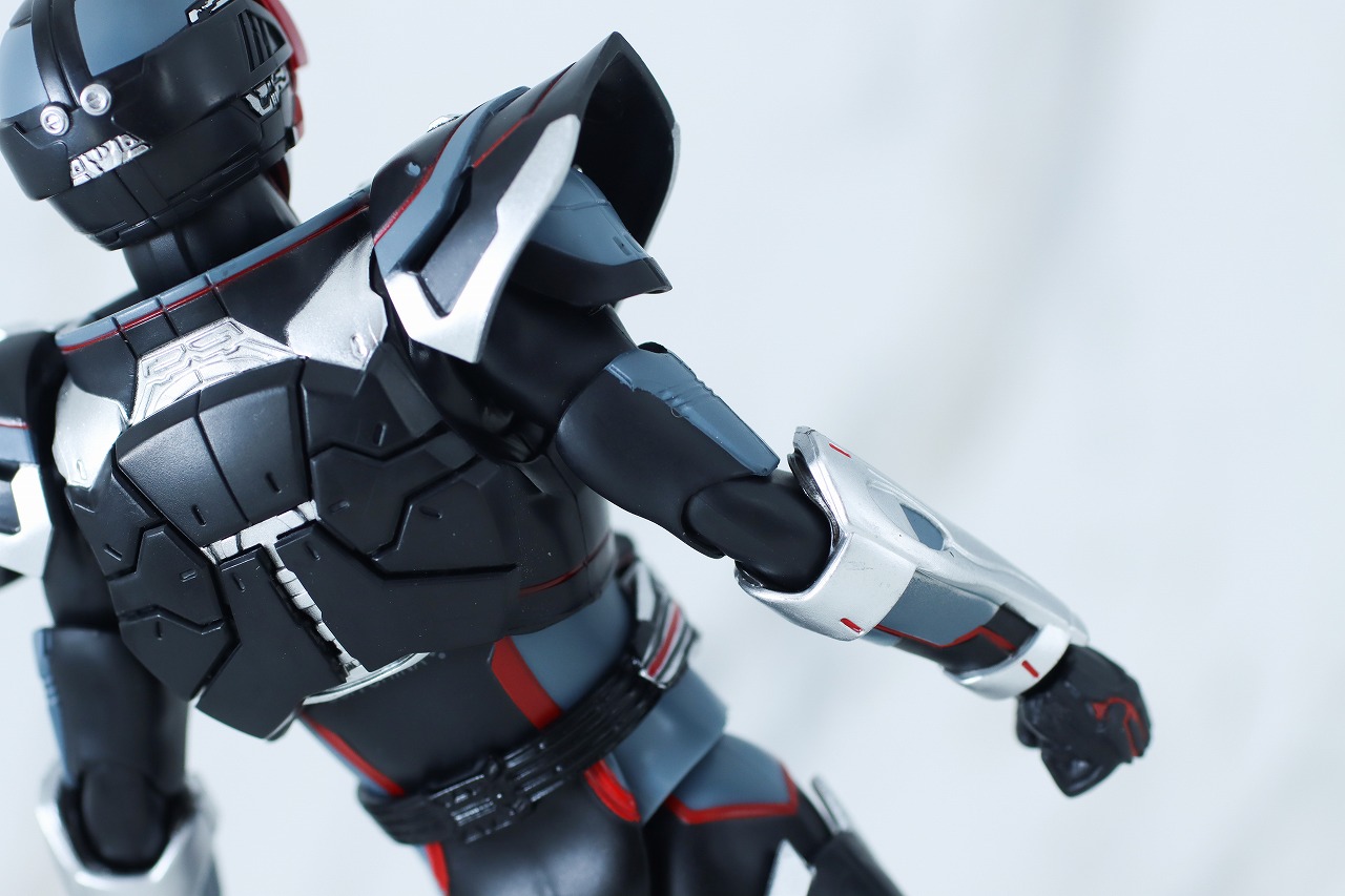 S.H.フィギュアーツ　仮面ライダーネクストファイズ　真骨彫製法　レビュー　本体