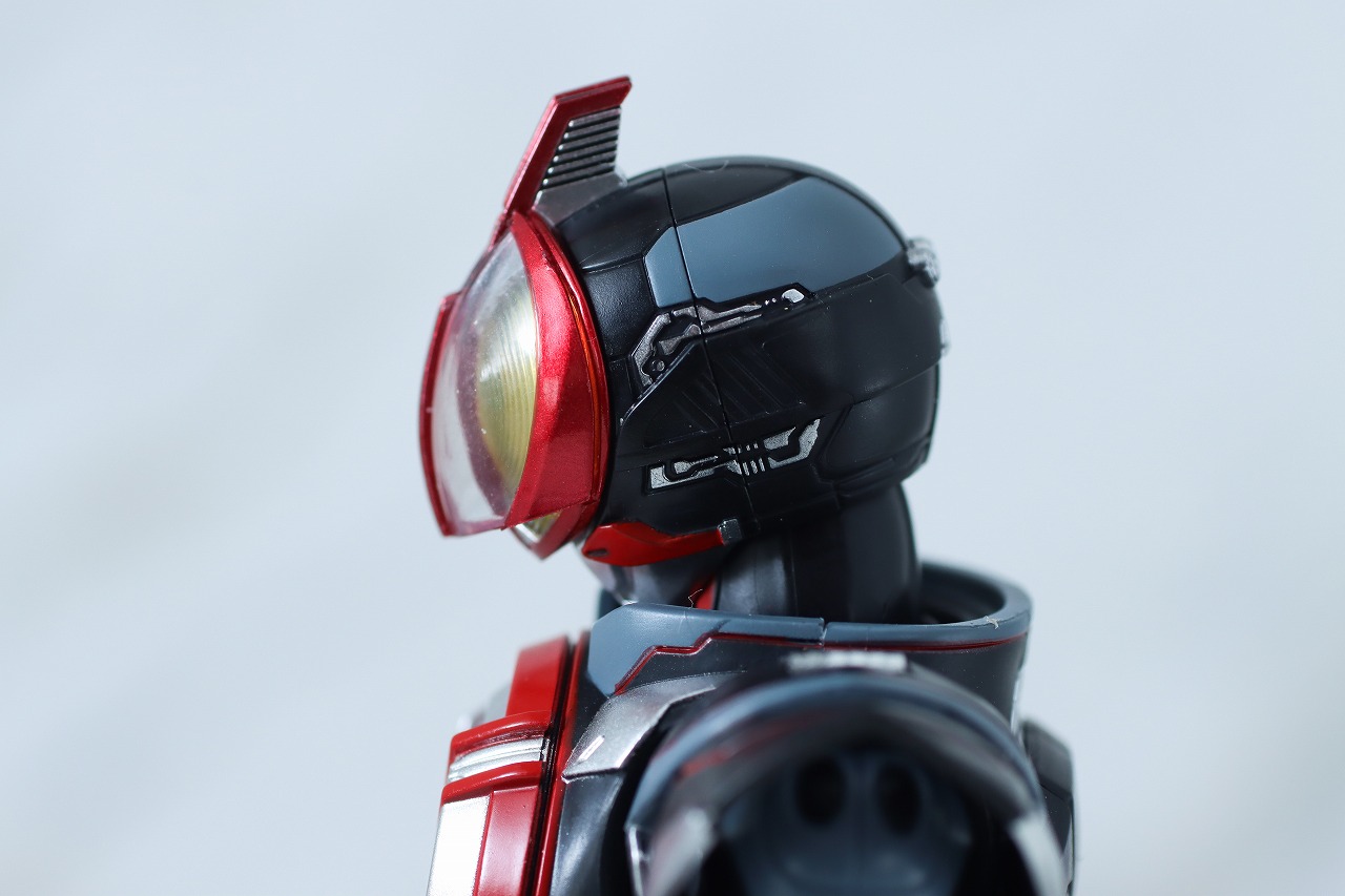 S.H.フィギュアーツ　仮面ライダーネクストファイズ　真骨彫製法　レビュー　可動範囲