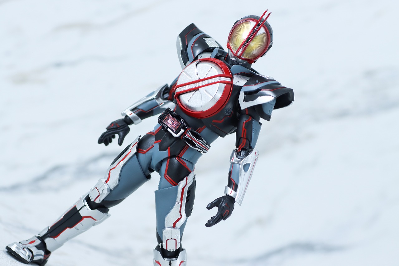 S.H.フィギュアーツ　仮面ライダーネクストファイズ　真骨彫製法　レビュー　アクション