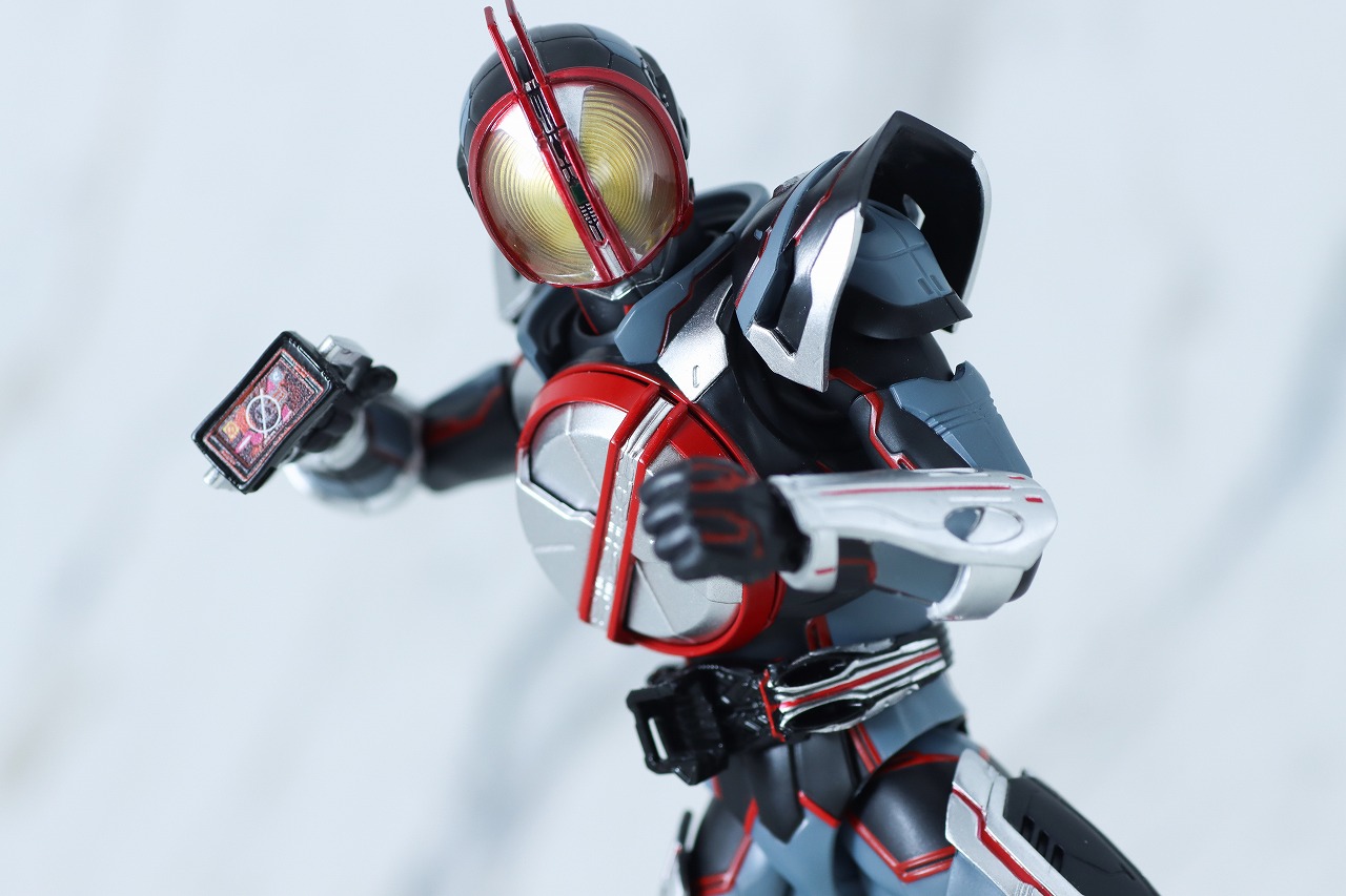 S.H.フィギュアーツ　仮面ライダーネクストファイズ　真骨彫製法　レビュー　アクション