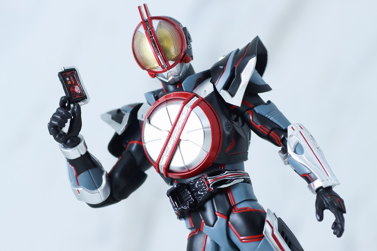 S.H.フィギュアーツ　仮面ライダーネクストファイズ　真骨彫製法　レビュー　アクション