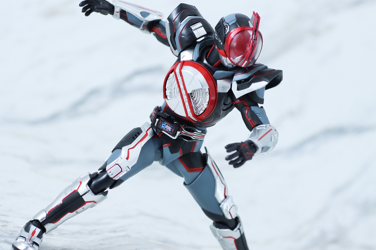 S.H.フィギュアーツ　仮面ライダーネクストファイズ　真骨彫製法　レビュー　アクション