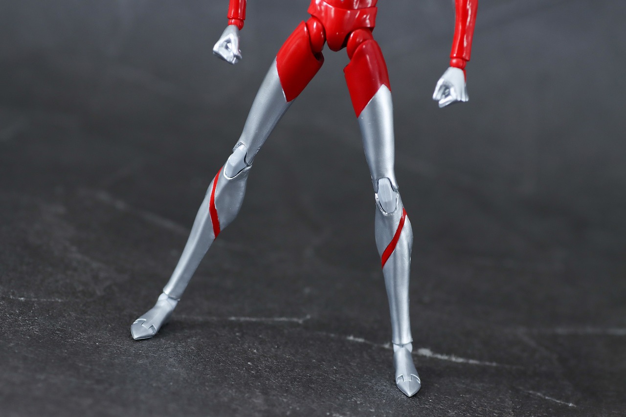 S.H.フィギュアーツ　ウルトラマン＆エミ（『Ultraman:Rising)』）　レビュー　本体