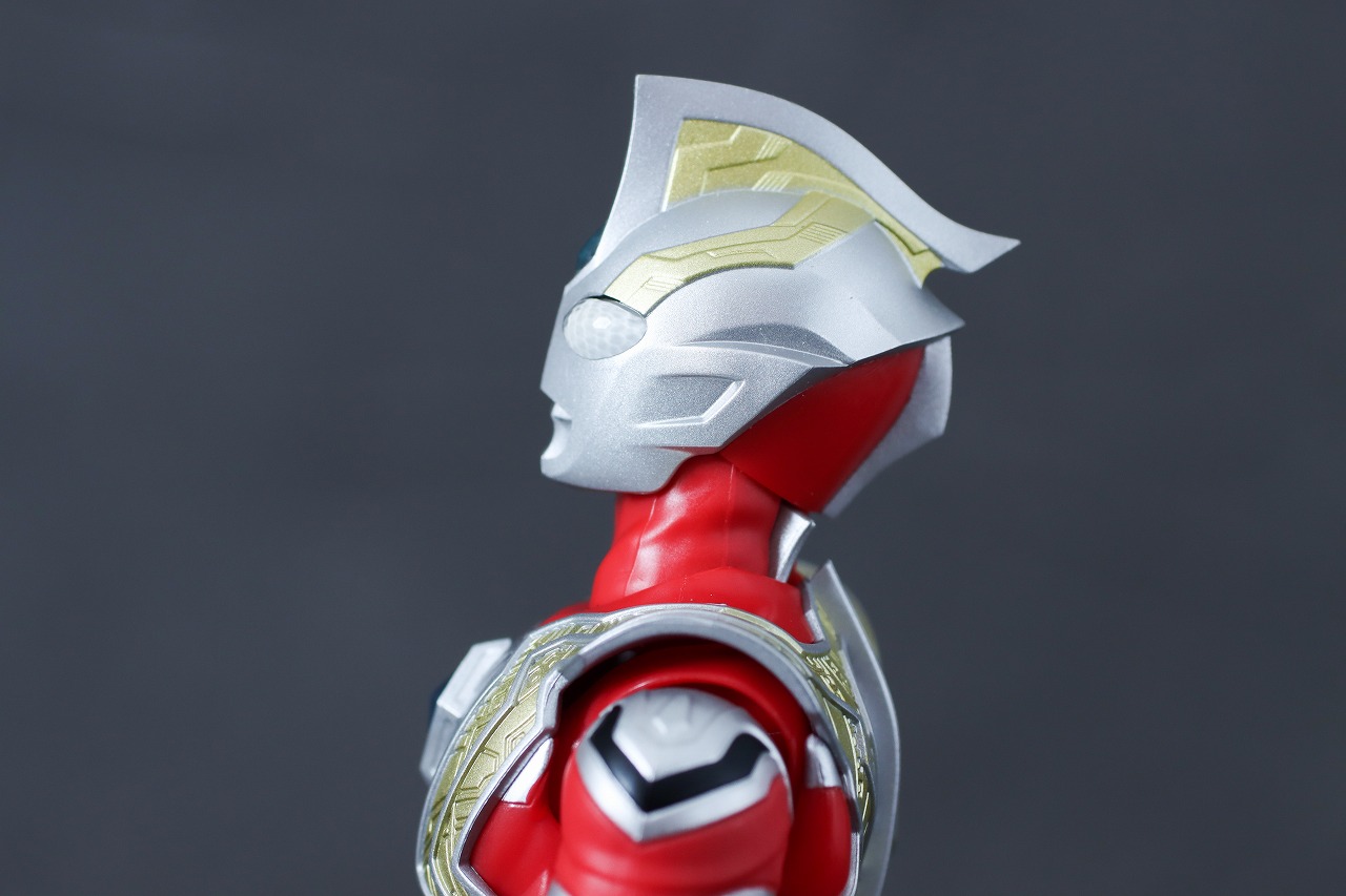 S.H.フィギュアーツ　ウルトラマントリガー　パワータイプ　レビュー　可動範囲