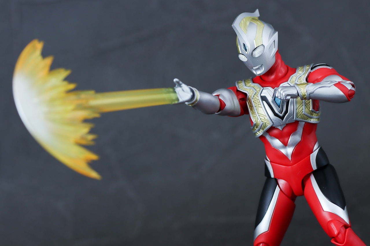 S.H.フィギュアーツ　ウルトラマントリガー　パワータイプ　レビュー　アクション