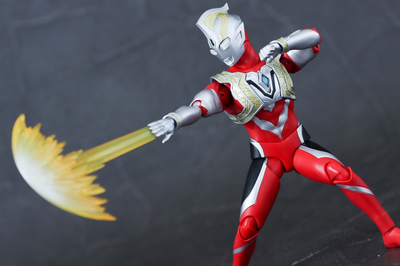 S.H.フィギュアーツ　ウルトラマントリガー　パワータイプ　レビュー　アクション