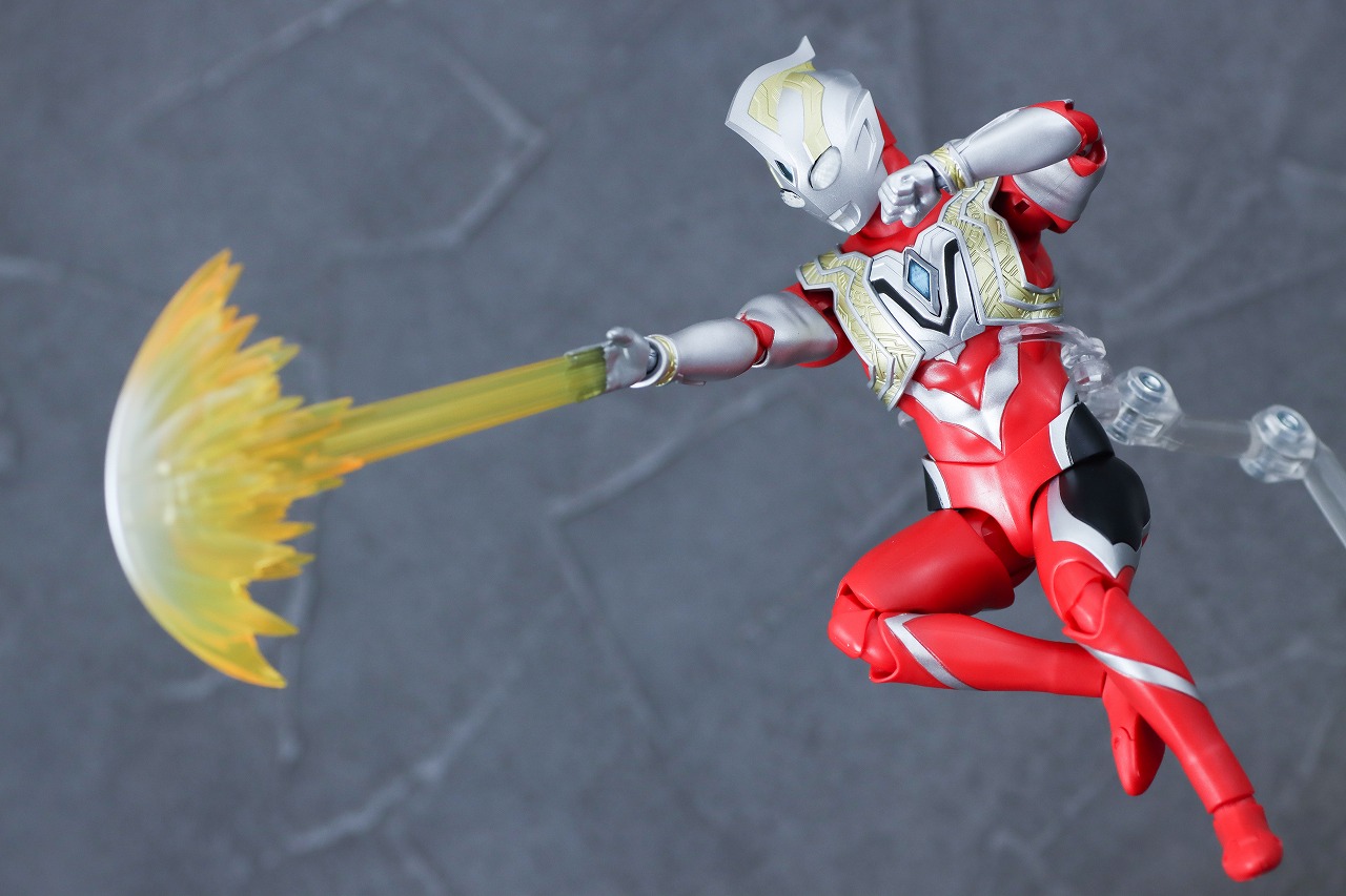 S.H.フィギュアーツ　ウルトラマントリガー　パワータイプ　レビュー　アクション