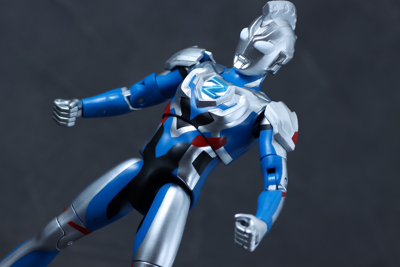 サウンド×アクション　叫ぶ！ウルトラマンゼット　レビュー　アクション